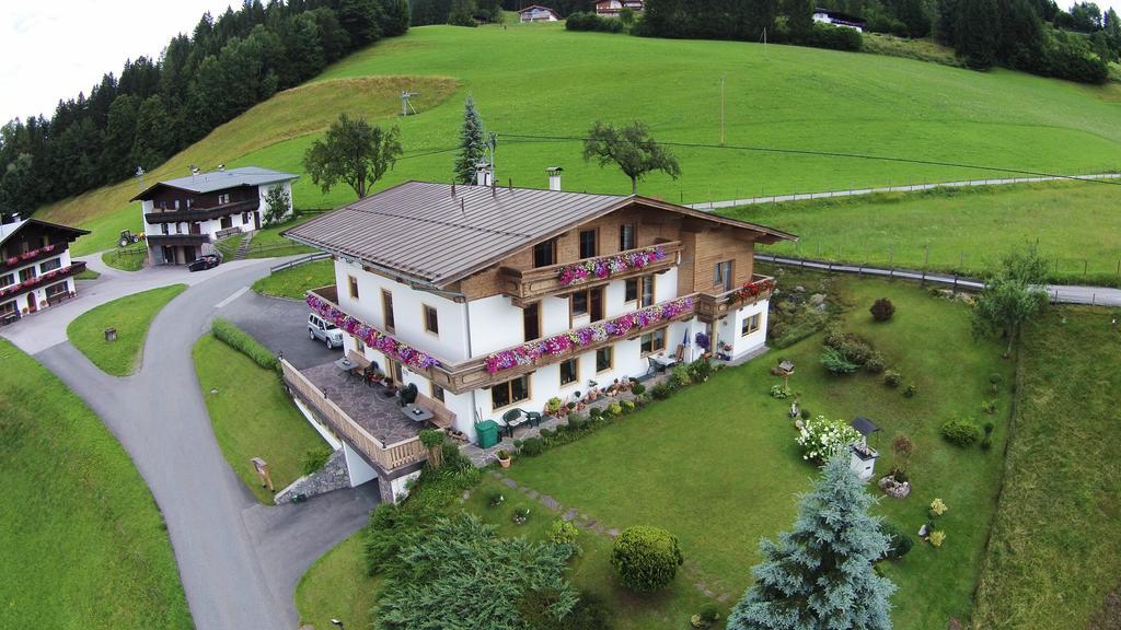 Pension Sonnleit'N Kirchdorf in Tirol Exterior foto