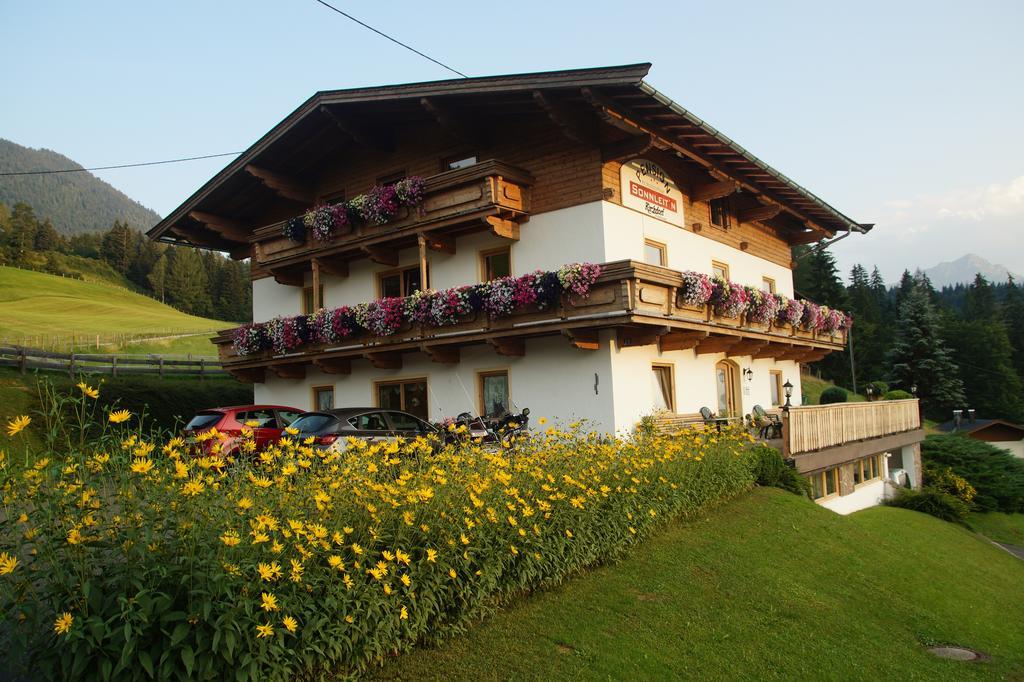 Pension Sonnleit'N Kirchdorf in Tirol Exterior foto